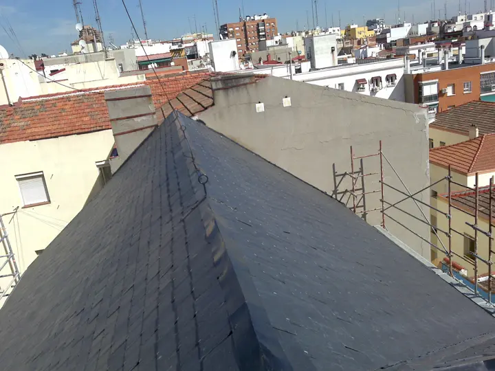 Cubierta vista desde la cumbrera · 2009