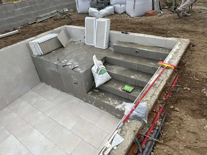 Vaso de obra en construcción · 2023