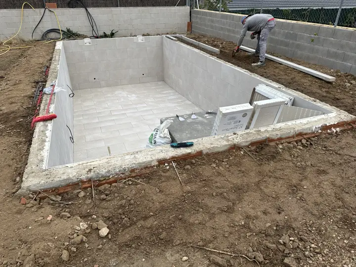 Vaso de obra en construcción · 2023